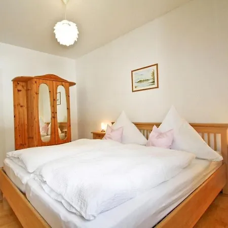 With 2 Bedrooms בית נופש